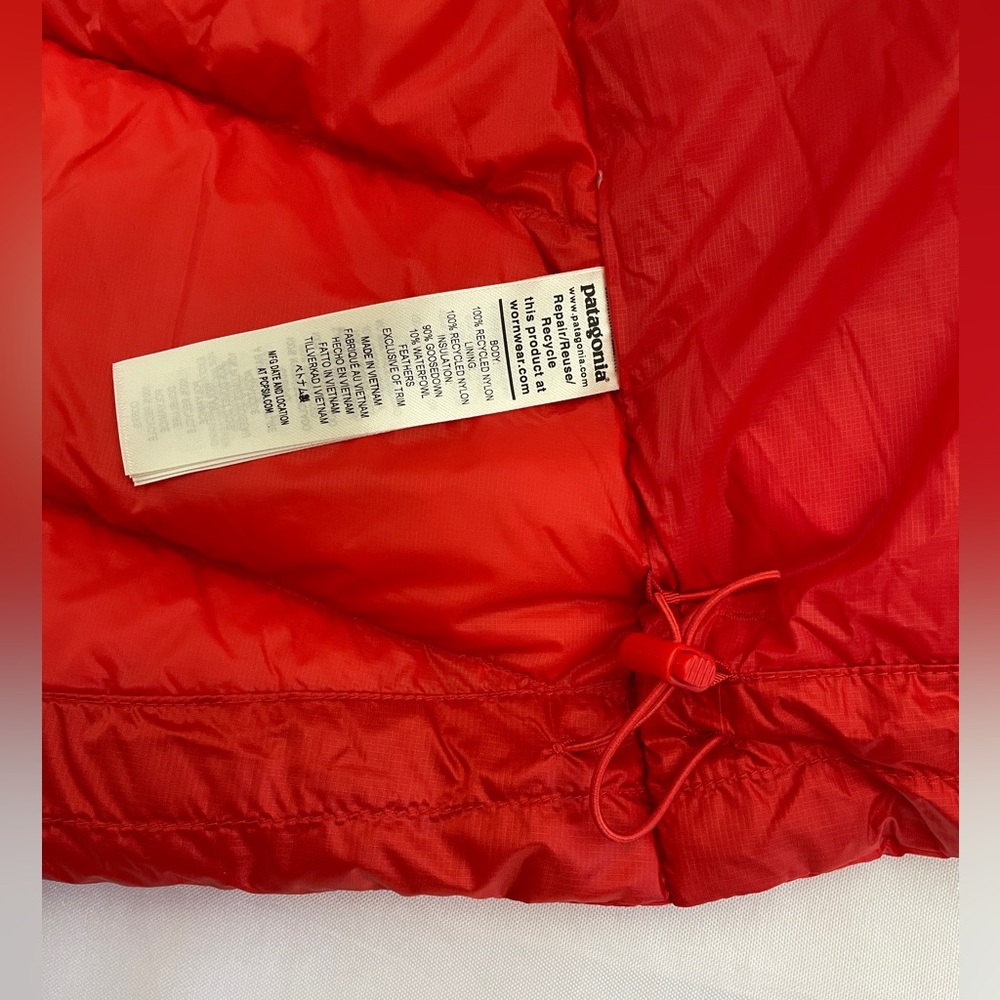 NWT Patagonia Fitz Roy Down Parka Hoody Coat Women's Size L Madder Red FA24 - Picture 12 of 16